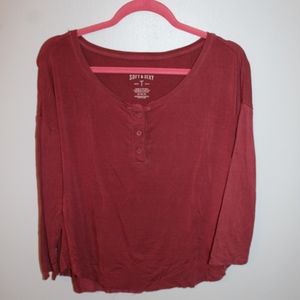 American Eagle Soft T-shirt